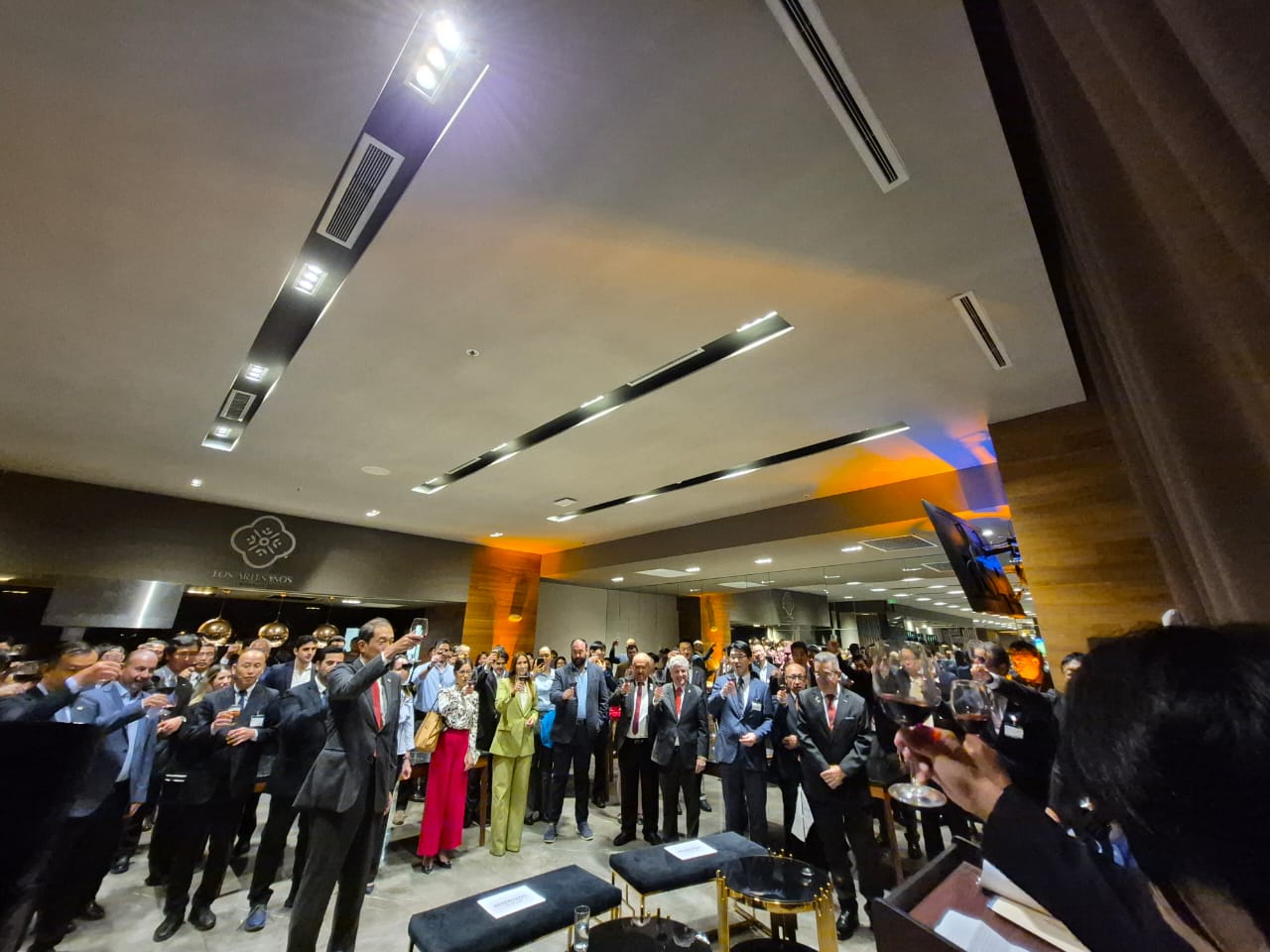 ヌエボレオン支部設立記念セミナー＆パーティー （11/18）